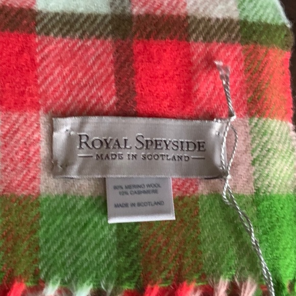 Scarf merino wool and cashmere NEW - Picture 3 of 3